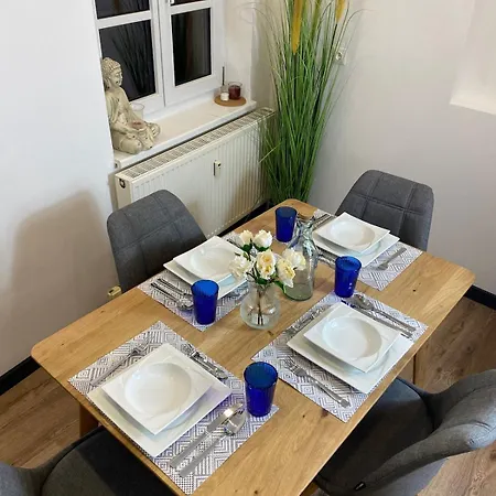 Lowcosthighcomfort Blue Apartment Leoben (Styria)