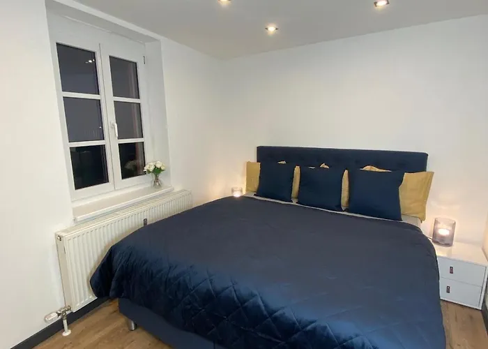 Lowcosthighcomfort Blue Apartment